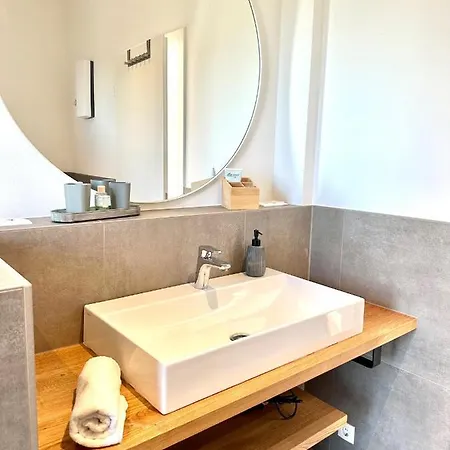 2907 - Strandwiese 3 Даме